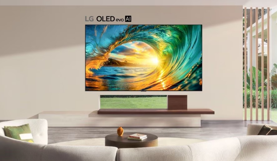 LG Wallpaper TV OLED evo montada al ras de la pared con diseño ultradelgado, imagen vibrante y estética minimalista en una sala moderna